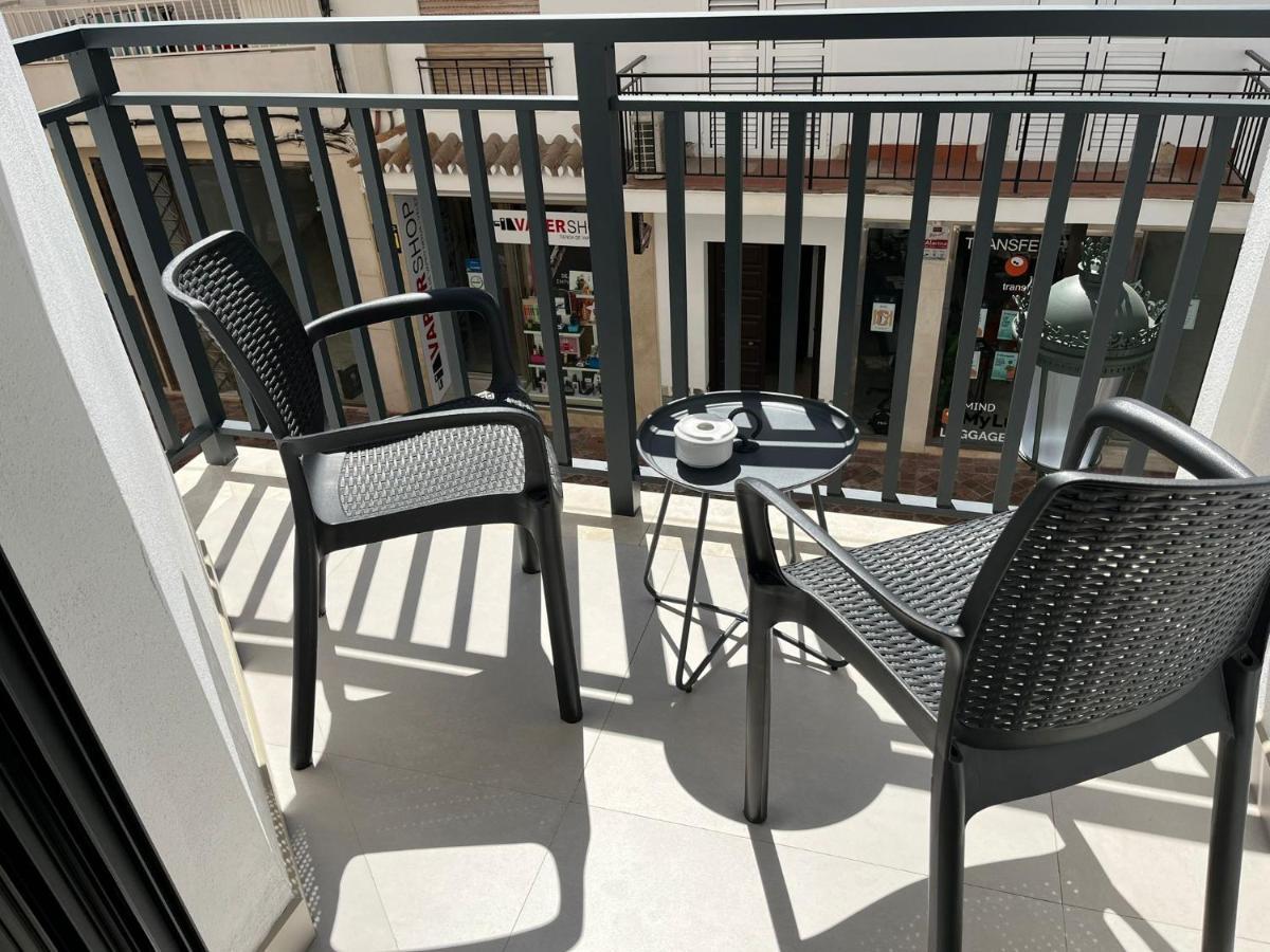 Apartamentos Mombasa 1 Planta Нерха Екстериор снимка