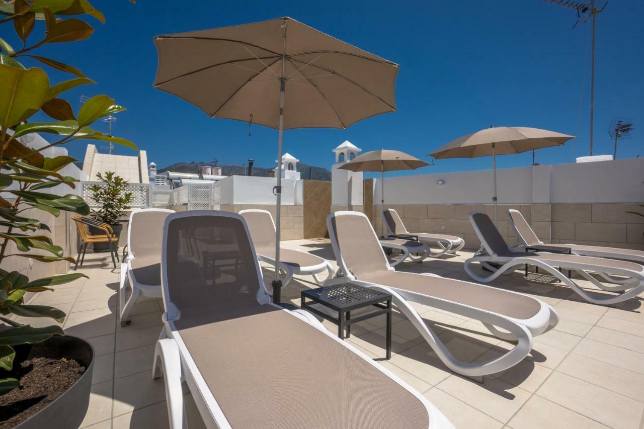 Apartamentos Mombasa 1 Planta Нерха Екстериор снимка