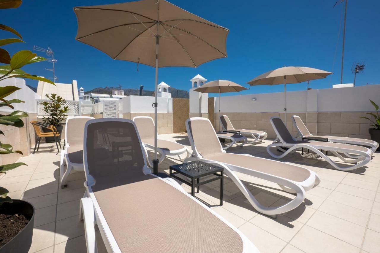 Apartamentos Mombasa 1 Planta Нерха Екстериор снимка