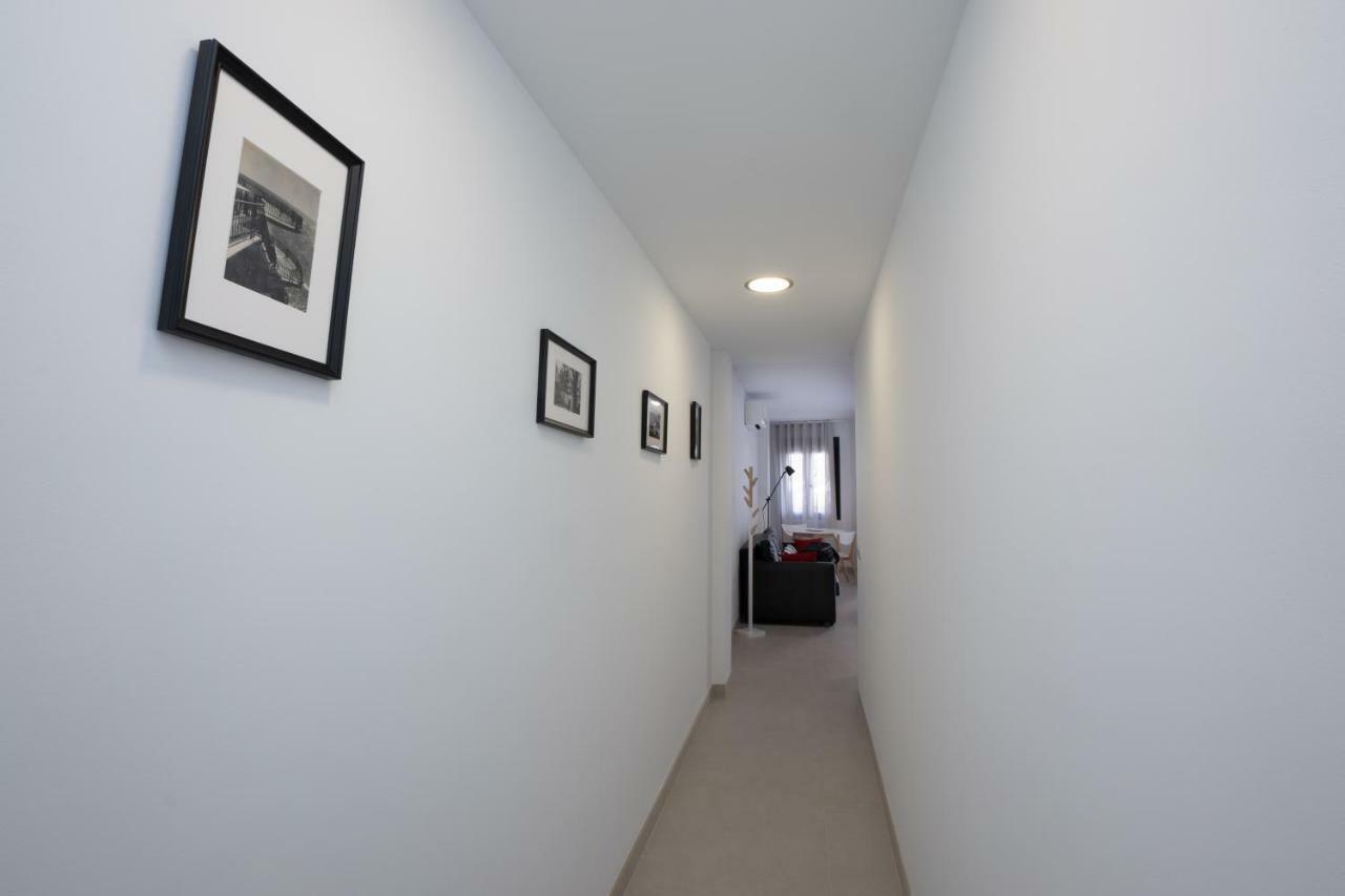 Apartamentos Mombasa 1 Planta Нерха Екстериор снимка