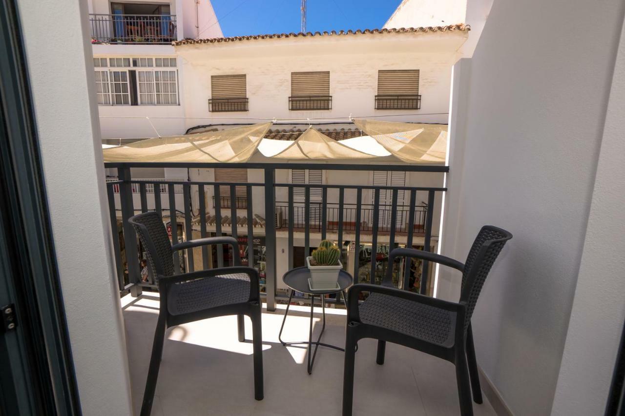 Apartamentos Mombasa 1 Planta Нерха Екстериор снимка